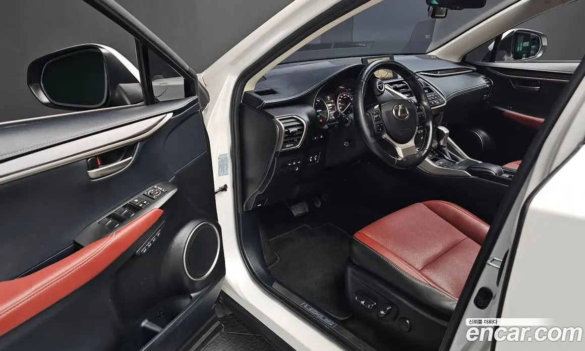 Lexus NX 2016 2.5 автомат (гидро), фото 11