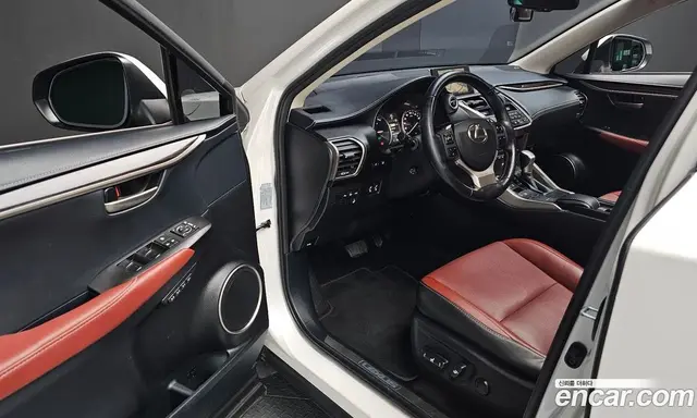 Lexus NX 2016 2.5 автомат (гидро), миниатюра 11