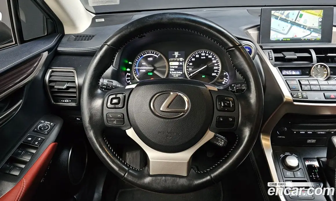 Lexus NX 2016 2.5 автомат (гидро), фото 13