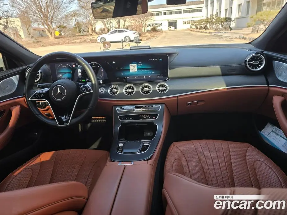Mercedes-Benz CLS-Class 2023 2.0 автомат (гидро), фото 9