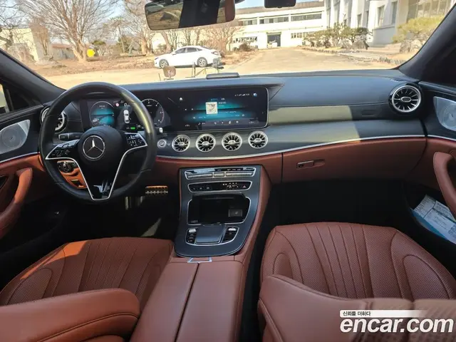 Mercedes-Benz CLS-Class 2023 2.0 автомат (гидро), миниатюра 9
