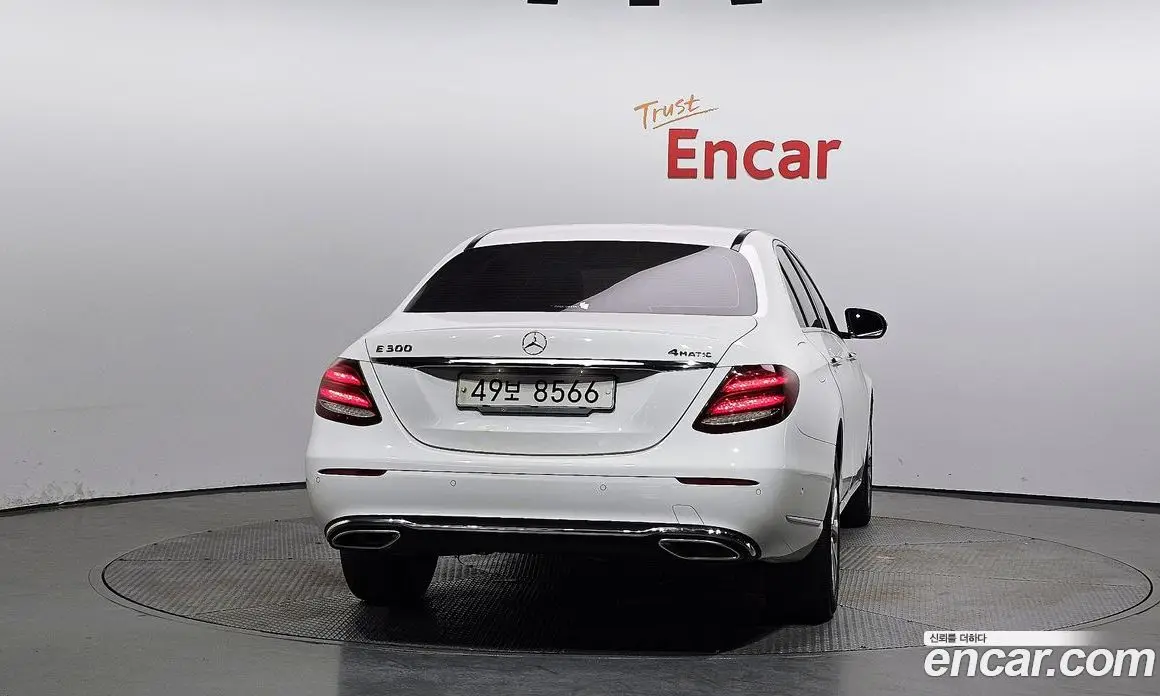 Mercedes-Benz E-Class 2018 2.0 автомат (гидро), фото 4