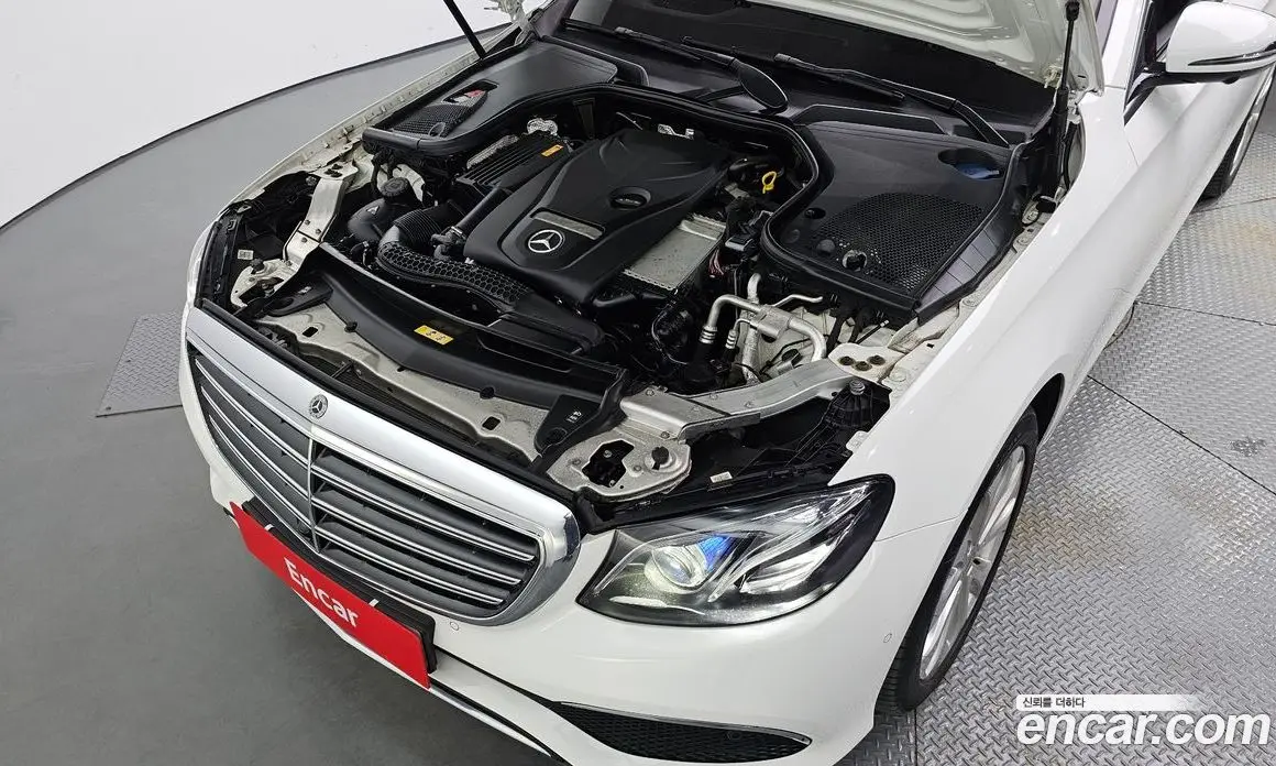 Mercedes-Benz E-Class 2018 2.0 автомат (гидро), фото 6