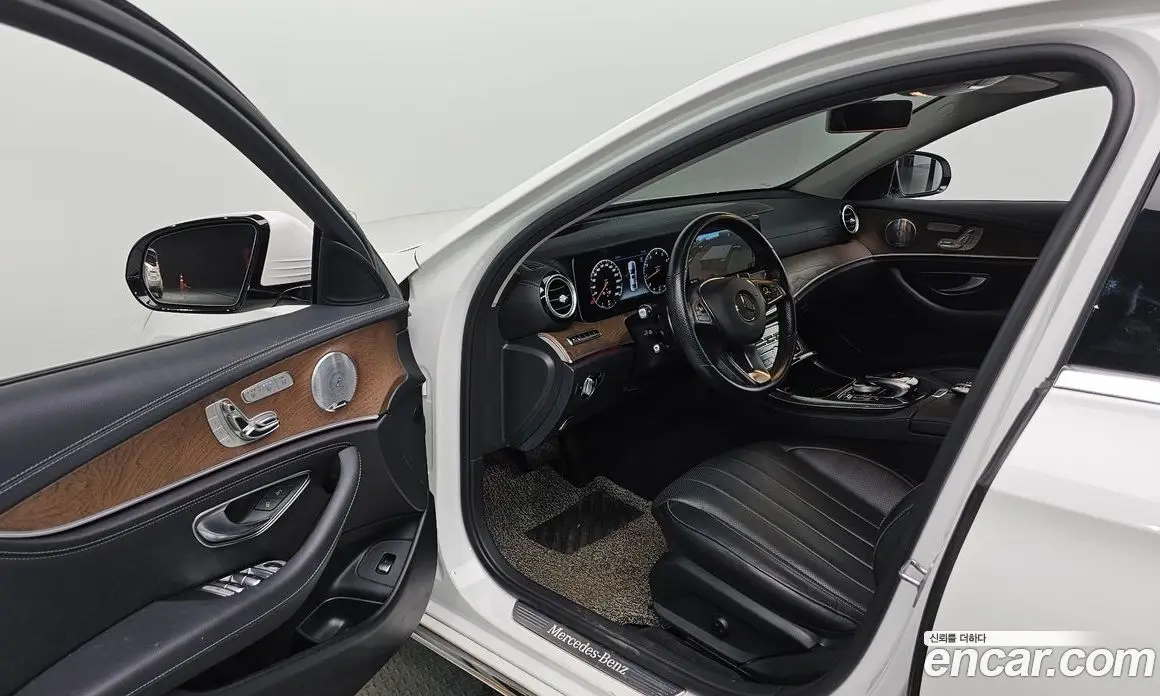 Mercedes-Benz E-Class 2018 2.0 автомат (гидро), фото 10