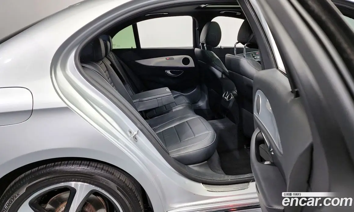 Mercedes-Benz E-Class 2019 2.0 автомат (гидро), фото 12