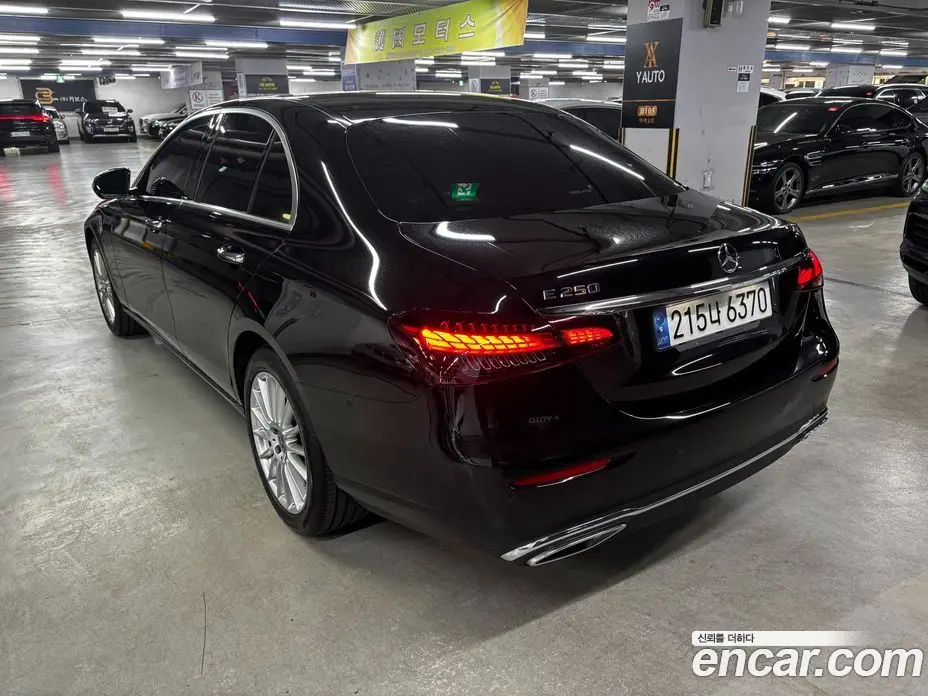 Mercedes-Benz E-Class 2022 2.0 автомат (гидро), фото 2 Mercedes-Benz E-Class 2022 2.0 автомат (гидро), фото 2