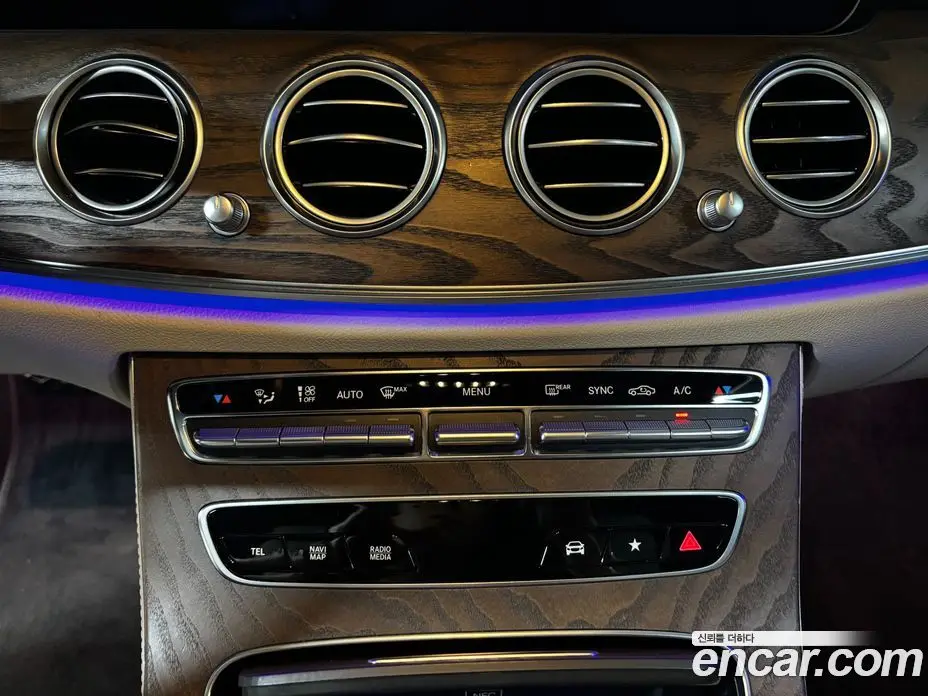 Mercedes-Benz E-Class 2022 2.0 автомат (гидро), фото 13 Mercedes-Benz E-Class 2022 2.0 автомат (гидро), фото 13