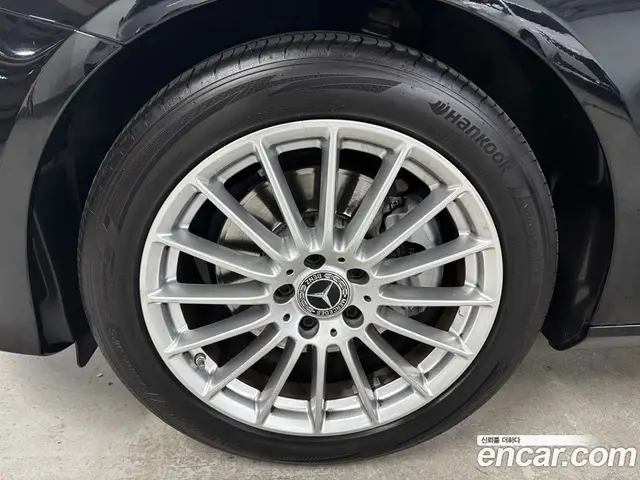 Mercedes-Benz E-Class 2022 2.0 автомат (гидро), миниатюра 5 Mercedes-Benz E-Class 2022 2.0 автомат (гидро), миниатюра 5