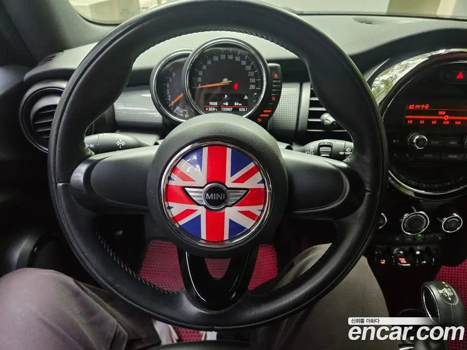 Mini Cooper 2014 1.5 автомат (гидро), фото 13 Mini Cooper 2014 1.5 автомат (гидро), фото 13