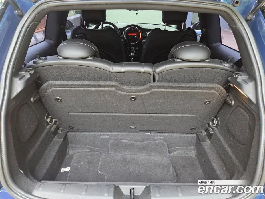 Mini Cooper 2014 1.5 автомат (гидро), фото 18 Mini Cooper 2014 1.5 автомат (гидро), фото 18