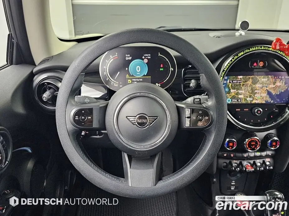 Mini Cooper 2022 1.5 автомат (гидро), фото 13