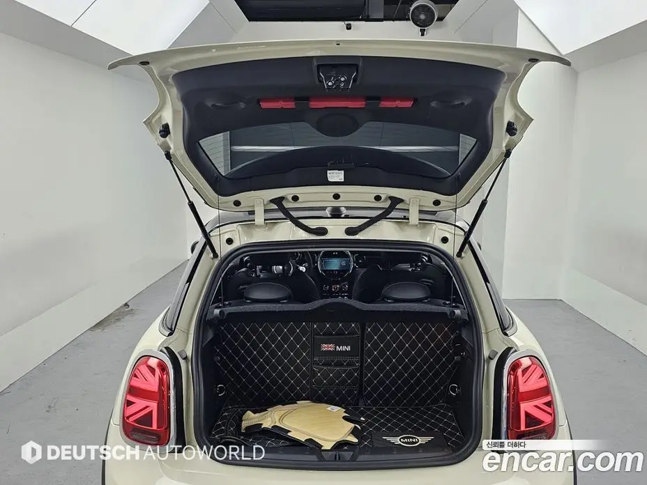Mini Cooper 2022 1.5 автомат (гидро), фото 19