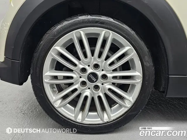 Mini Cooper 2022 1.5 автомат (гидро), миниатюра 5