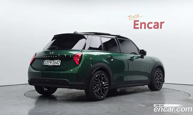 Mini Cooper 2024 2.0 автомат (гидро), миниатюра 2