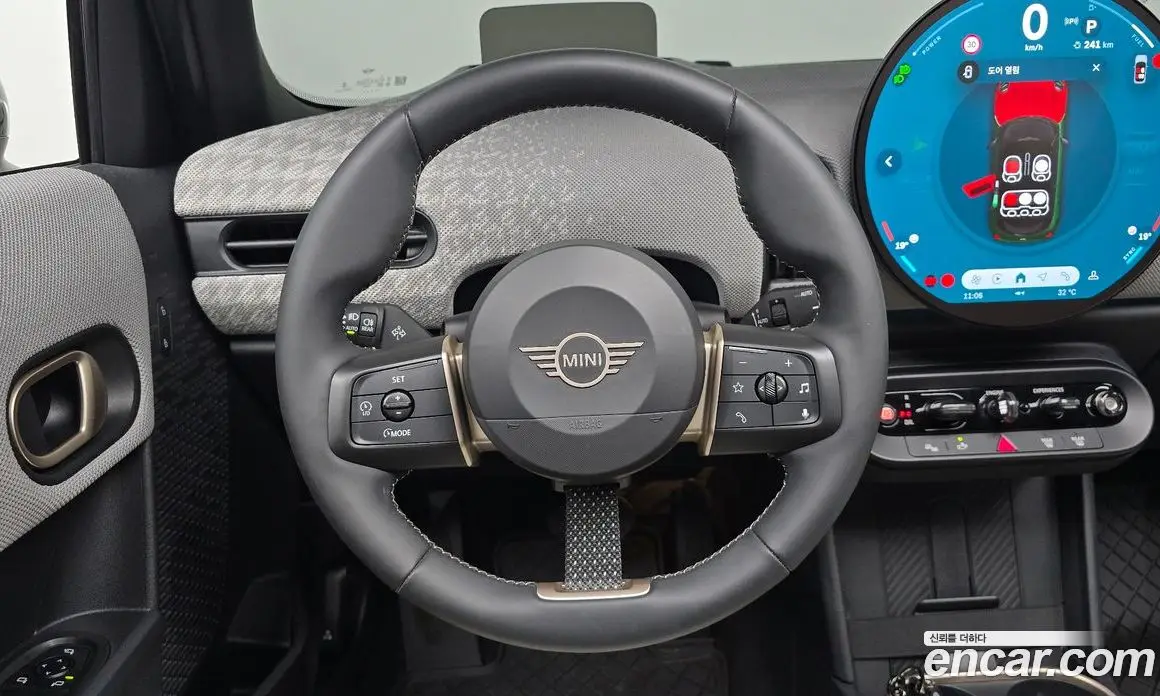 Mini Cooper 2024 2.0 автомат (гидро), фото 13