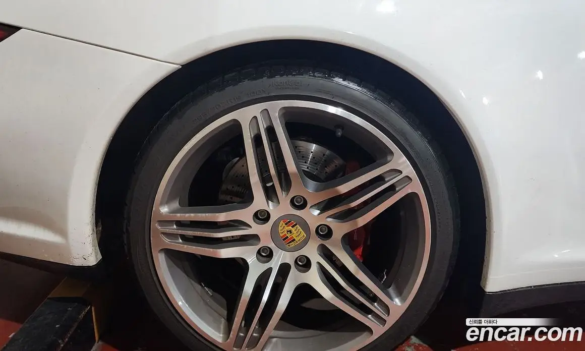 Porsche 911 2008 3.8 автомат (гидро), фото 7 Porsche 911 2008 3.8 автомат (гидро), фото 7