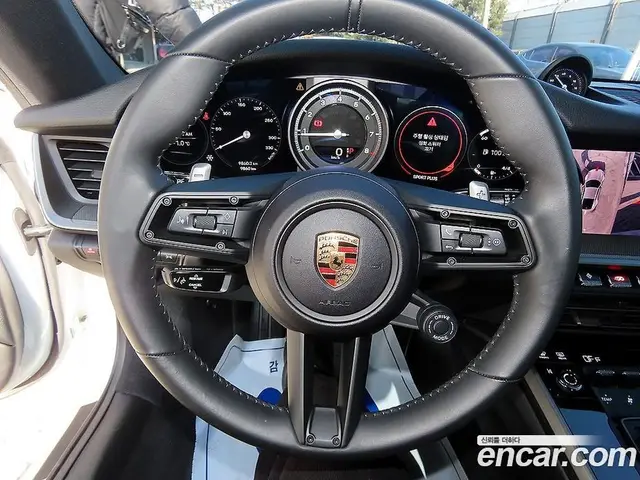 Porsche 911 2024 3.0 автомат (гидро), миниатюра 8