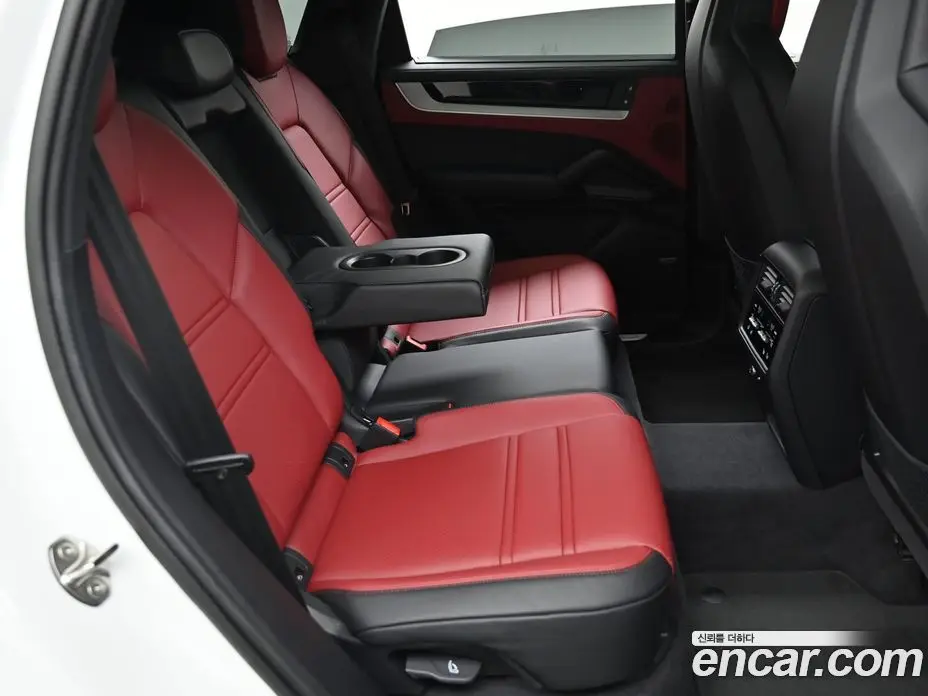 Porsche Cayenne 2025 3.0 автомат (гидро), фото 12