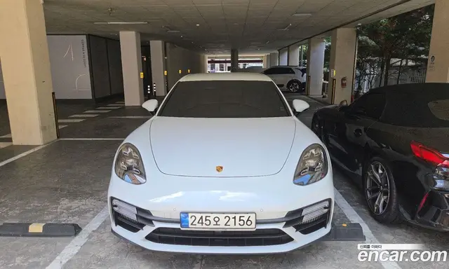 Porsche Panamera, 2021, 46 000 км