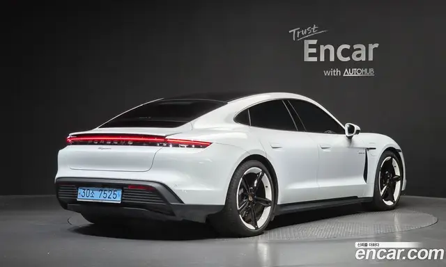 Porsche Taycan 2023 0.1 автомат (гидро), миниатюра 2