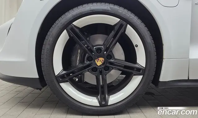 Porsche Taycan 2023 0.1 автомат (гидро), миниатюра 5