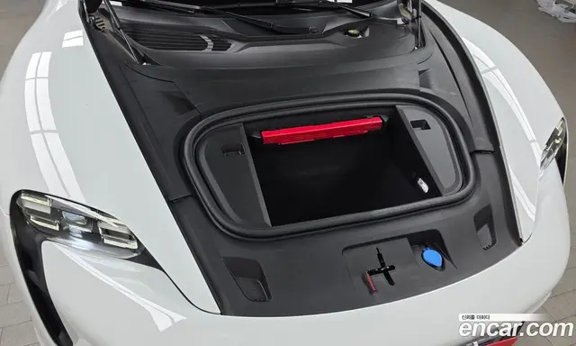 Porsche Taycan 2023 0.1 автомат (гидро), миниатюра 6