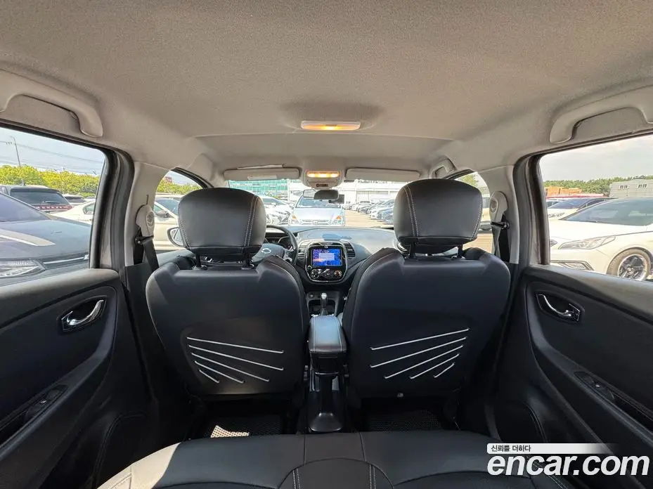 Renault (Samsung) QM3 2017 1.5 автомат (гидро), фото 8 Renault (Samsung) QM3 2017 1.5 автомат (гидро), фото 8
