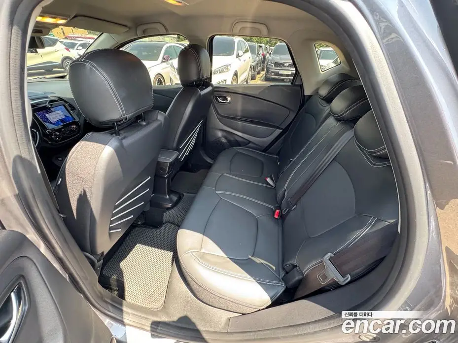 Renault (Samsung) QM3 2017 1.5 автомат (гидро), фото 10 Renault (Samsung) QM3 2017 1.5 автомат (гидро), фото 10