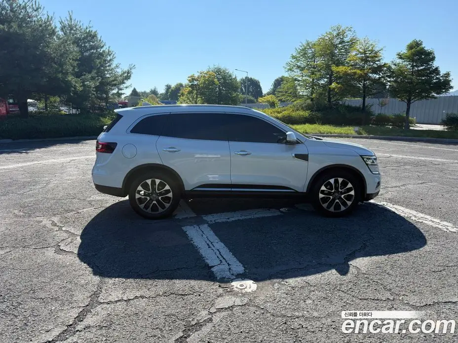 Renault (Samsung) QM6 2017 2.0 автомат (гидро), фото 3 Renault (Samsung) QM6 2017 2.0 автомат (гидро), фото 3