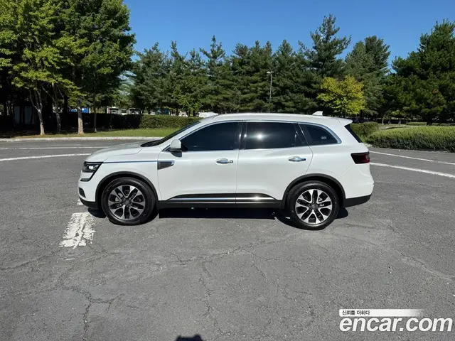 Renault (Samsung) QM6 2017 2.0 автомат (гидро), миниатюра 4 Renault (Samsung) QM6 2017 2.0 автомат (гидро), миниатюра 4