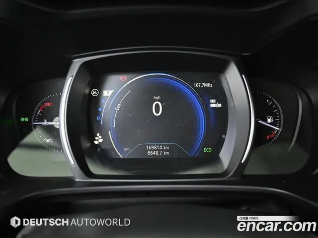 Renault (Samsung) QM6 2019 2.0 автомат (гидро), миниатюра 8 Renault (Samsung) QM6 2019 2.0 автомат (гидро), миниатюра 8