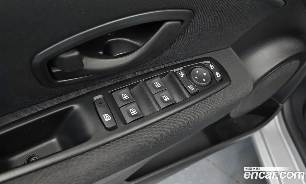 Renault (Samsung) SM3 2014 1.6 автомат (гидро), фото 20 Renault (Samsung) SM3 2014 1.6 автомат (гидро), фото 20