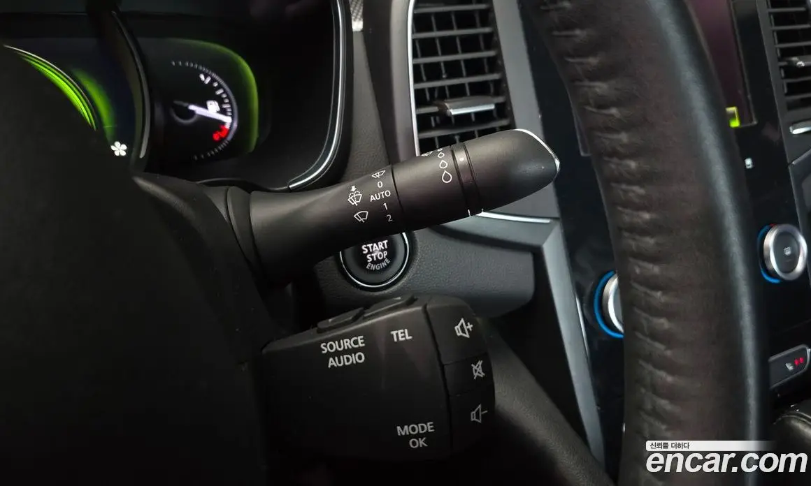 Renault (Samsung) SM6 2016 2.0 автомат (гидро), фото 16 Renault (Samsung) SM6 2016 2.0 автомат (гидро), фото 16