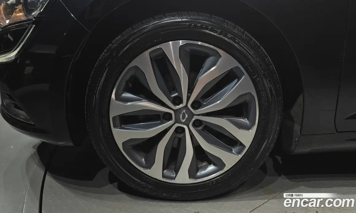 Renault (Samsung) SM6 2016 2.0 автомат (гидро), фото 5 Renault (Samsung) SM6 2016 2.0 автомат (гидро), фото 5