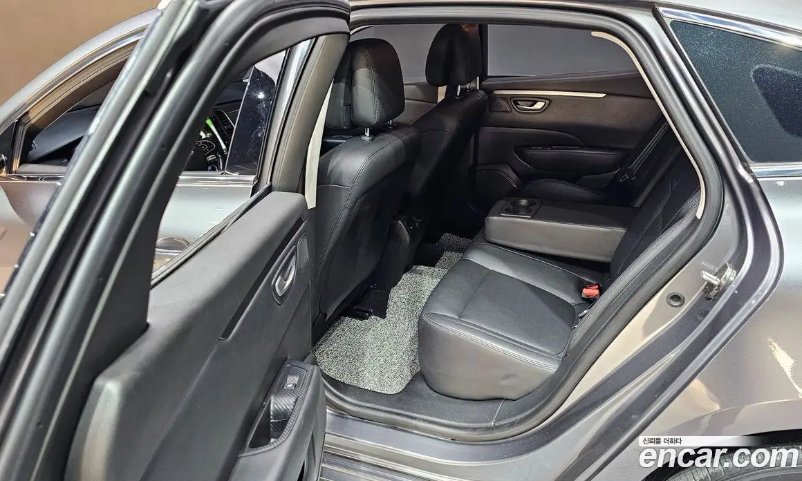 Renault (Samsung) SM6 2018 2.0 автомат (гидро), фото 12 Renault (Samsung) SM6 2018 2.0 автомат (гидро), фото 12