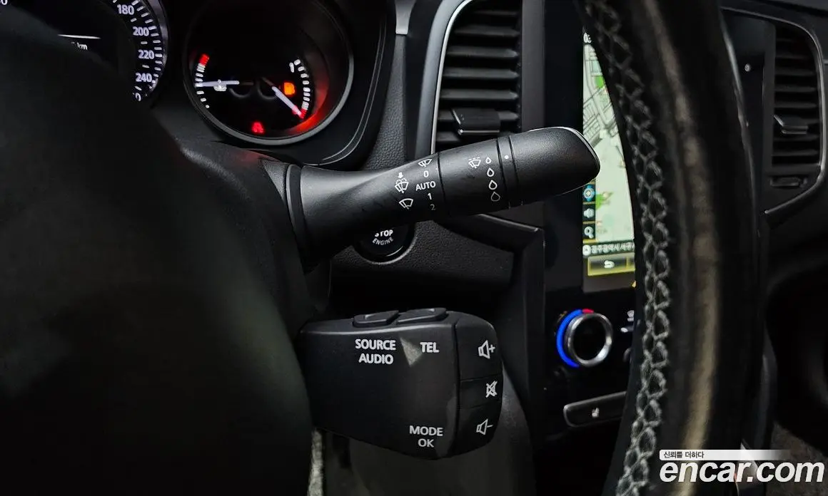 Renault (Samsung) SM6 2018 2.0 автомат (гидро), фото 18 Renault (Samsung) SM6 2018 2.0 автомат (гидро), фото 18