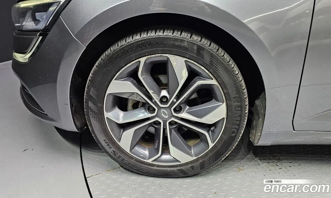 Renault (Samsung) SM6 2018 2.0 автомат (гидро), фото 5 Renault (Samsung) SM6 2018 2.0 автомат (гидро), фото 5