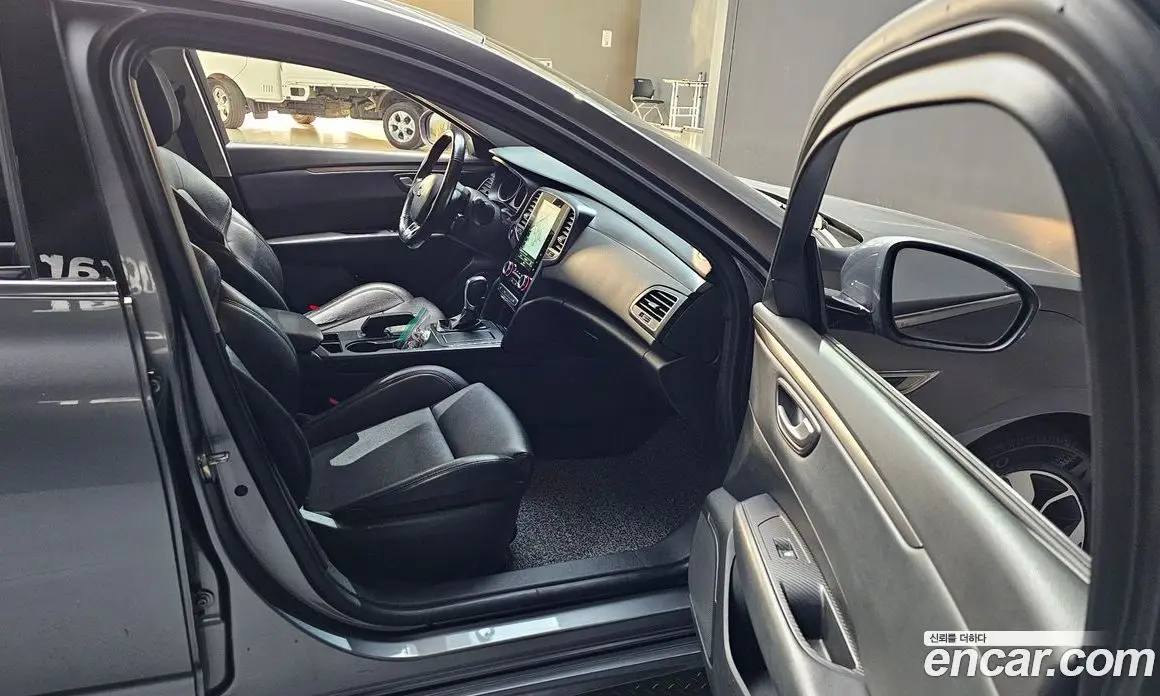 Renault (Samsung) SM6 2018 2.0 автомат (гидро), фото 10 Renault (Samsung) SM6 2018 2.0 автомат (гидро), фото 10