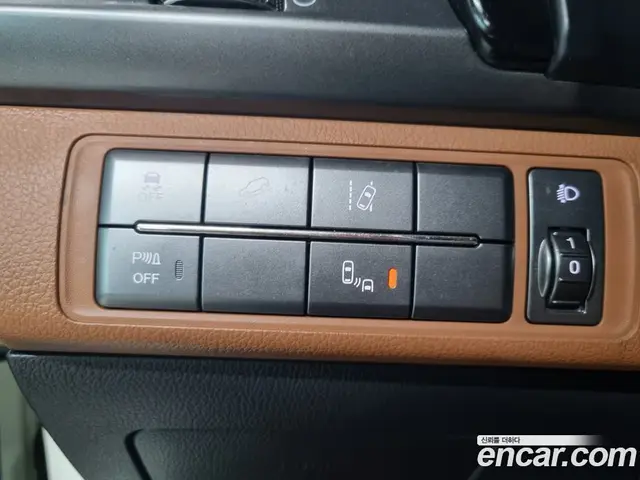 SsangYong Rexton 2019 2.2 автомат (гидро), миниатюра 12