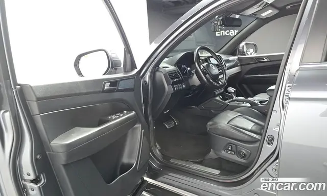 SsangYong Rexton 2020 2.2 автомат (гидро), миниатюра 10 SsangYong Rexton 2020 2.2 автомат (гидро), миниатюра 10