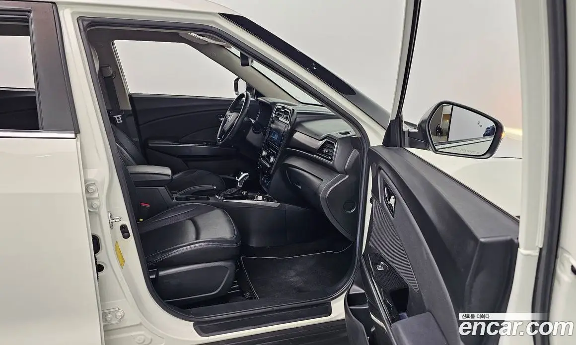 SsangYong TIBOLI 2022 1.5 автомат (гидро), фото 10 SsangYong TIBOLI 2022 1.5 автомат (гидро), фото 10