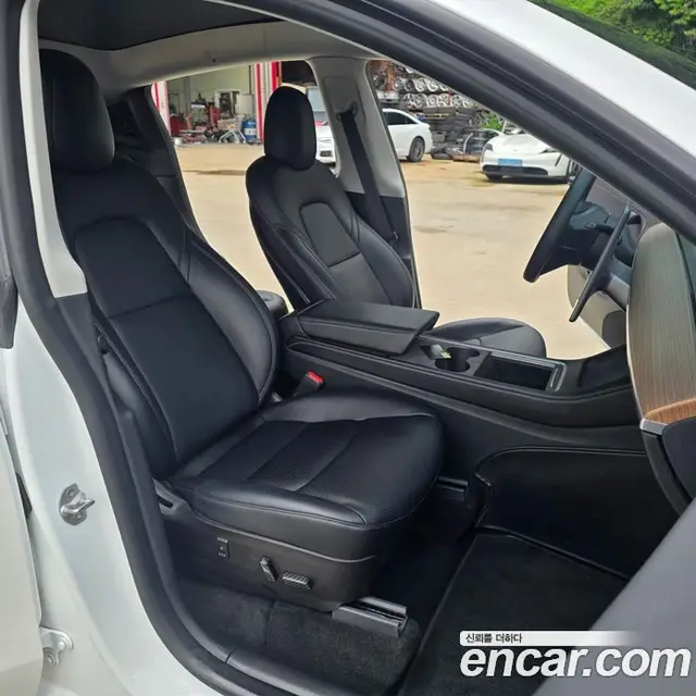 Tesla Model Y 2021 0.2 автомат (гидро), миниатюра 11 Tesla Model Y 2021 0.2 автомат (гидро), миниатюра 11