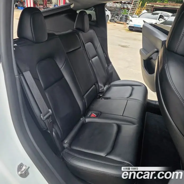Tesla Model Y 2021 0.2 автомат (гидро), фото 13 Tesla Model Y 2021 0.2 автомат (гидро), фото 13