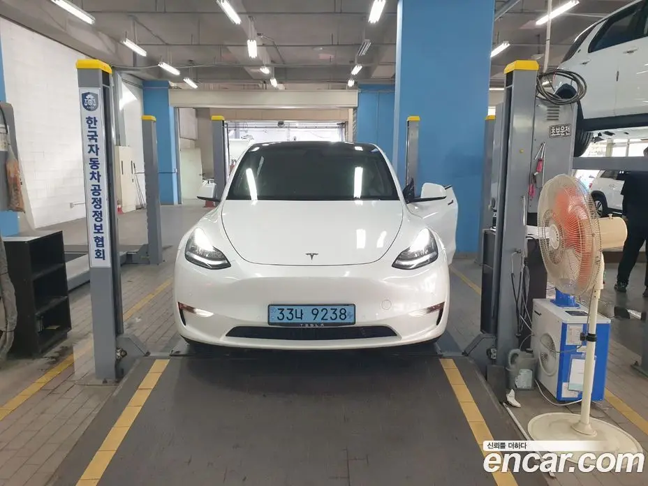 Tesla Model Y 2021 0.2 автомат (гидро), фото 19 Tesla Model Y 2021 0.2 автомат (гидро), фото 19