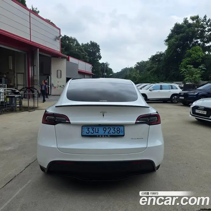 Tesla Model Y 2021 0.2 автомат (гидро), фото 5 Tesla Model Y 2021 0.2 автомат (гидро), фото 5