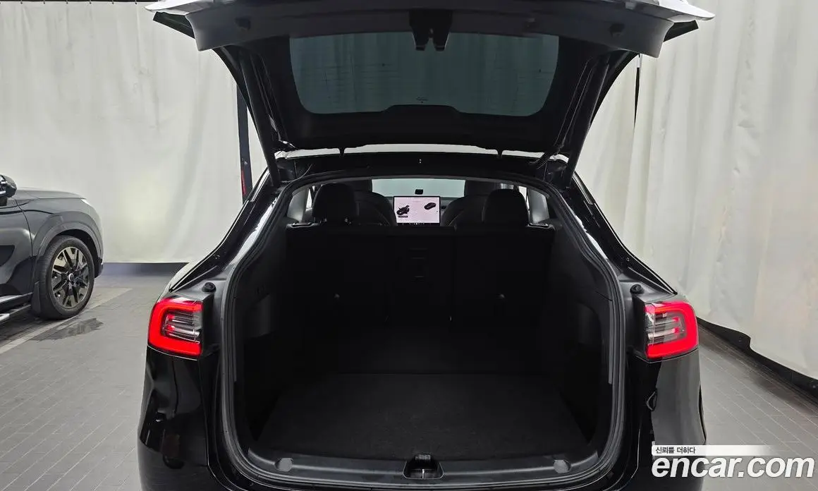 Tesla Model Y 2022 0.2 автомат (гидро), фото 20