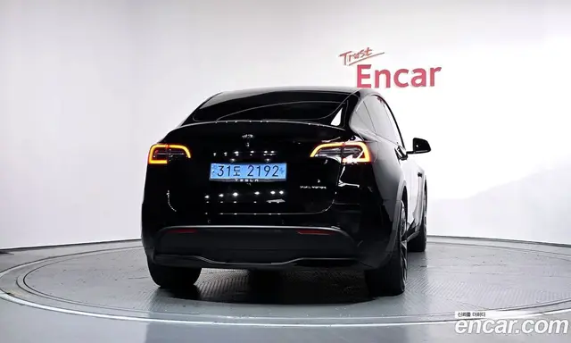 Tesla Model Y 2022 0.2 автомат (гидро), миниатюра 4