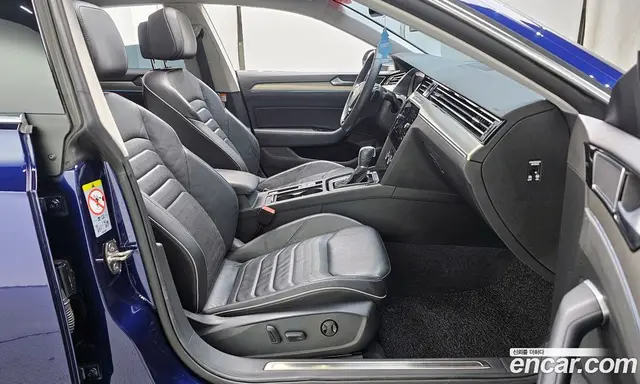 Volkswagen Arteon 2018 2.0 автомат (гидро), миниатюра 11 Volkswagen Arteon 2018 2.0 автомат (гидро), миниатюра 11