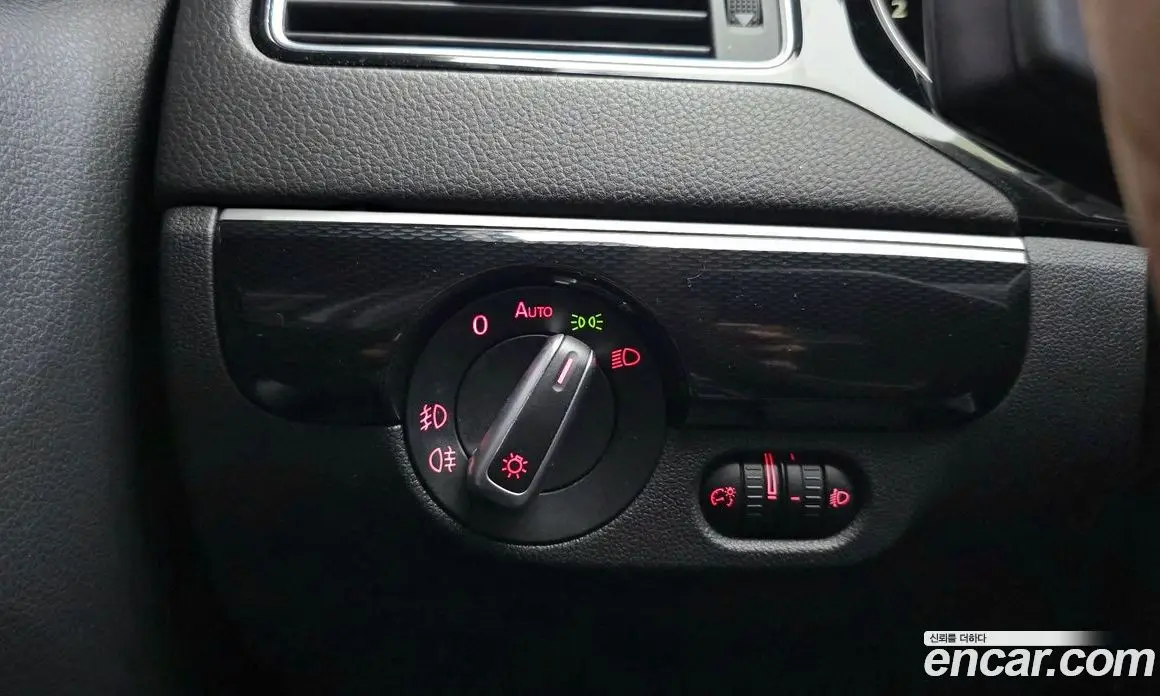 Volkswagen Jetta 2015 2.0 автомат (гидро), фото 16