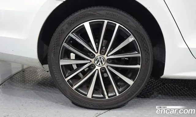 Volkswagen Jetta 2015 2.0 автомат (гидро), миниатюра 5